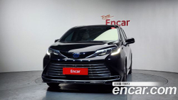 Toyota Sienna 2.5 Hybrid AWD — 2021