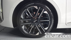 KIA K8 2.5 Gasoline 2WD — 2025