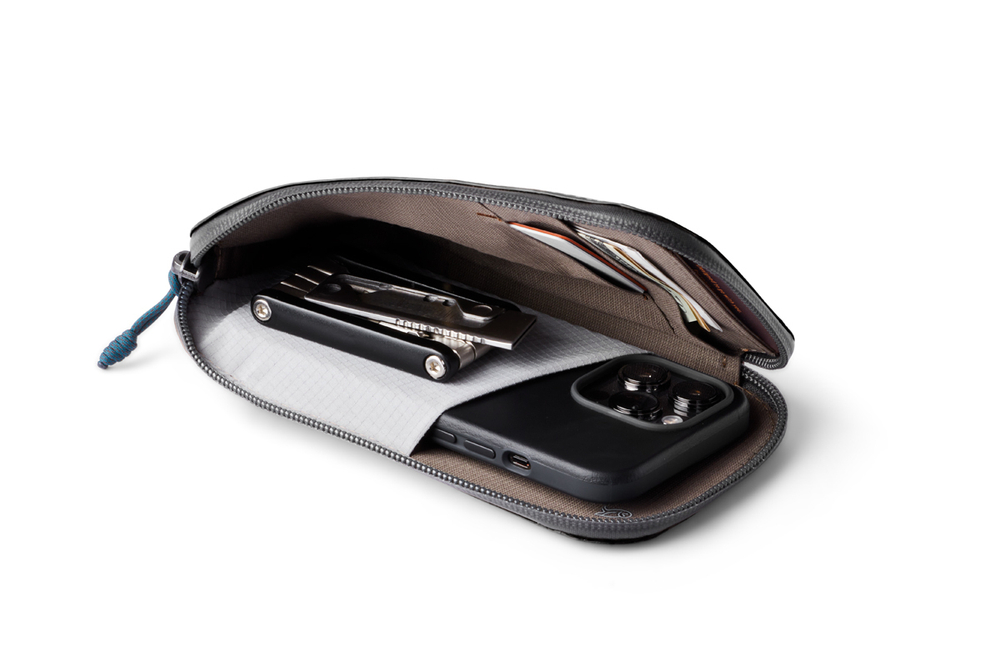 Кошелёк Bellroy All-Conditions Phone Pocket Plus