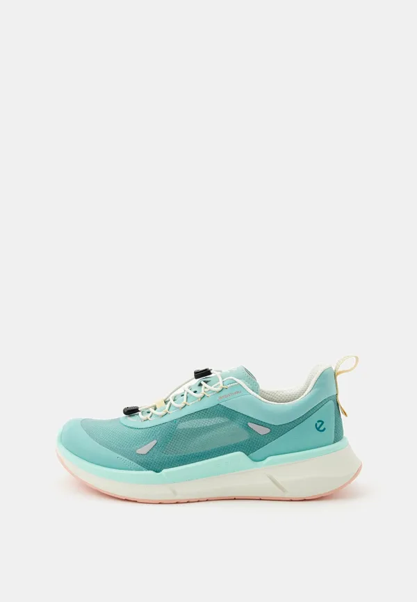Кроссовки женские ECCO BIOM 2.2 W