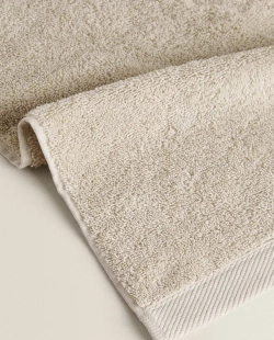 ZARA HOME ОДНОТОННОЕ ПОЛОТЕНЦЕ, КРЕМОВЫЙ