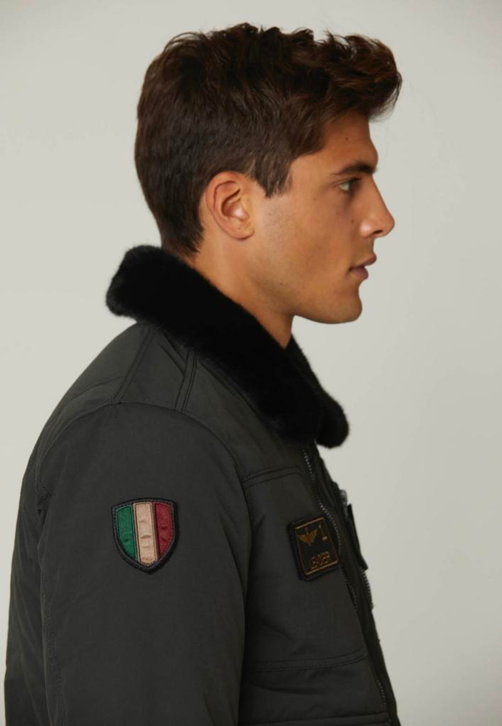 Бомбер муж. AERONAUTICA 2106 хаки нашивки