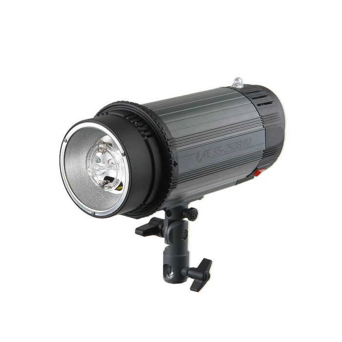 Вспышка студийная Falcon Eyes SS-250BJM Вспышка студийная Falcon Eyes SS-250BJM