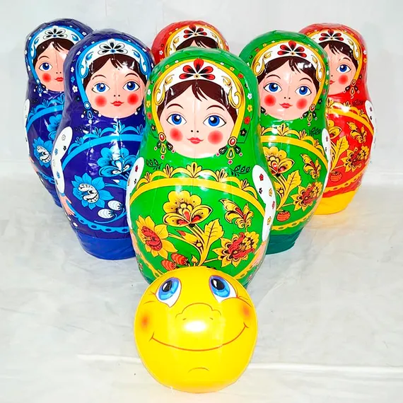Гигантский боулинг "Матрешки"