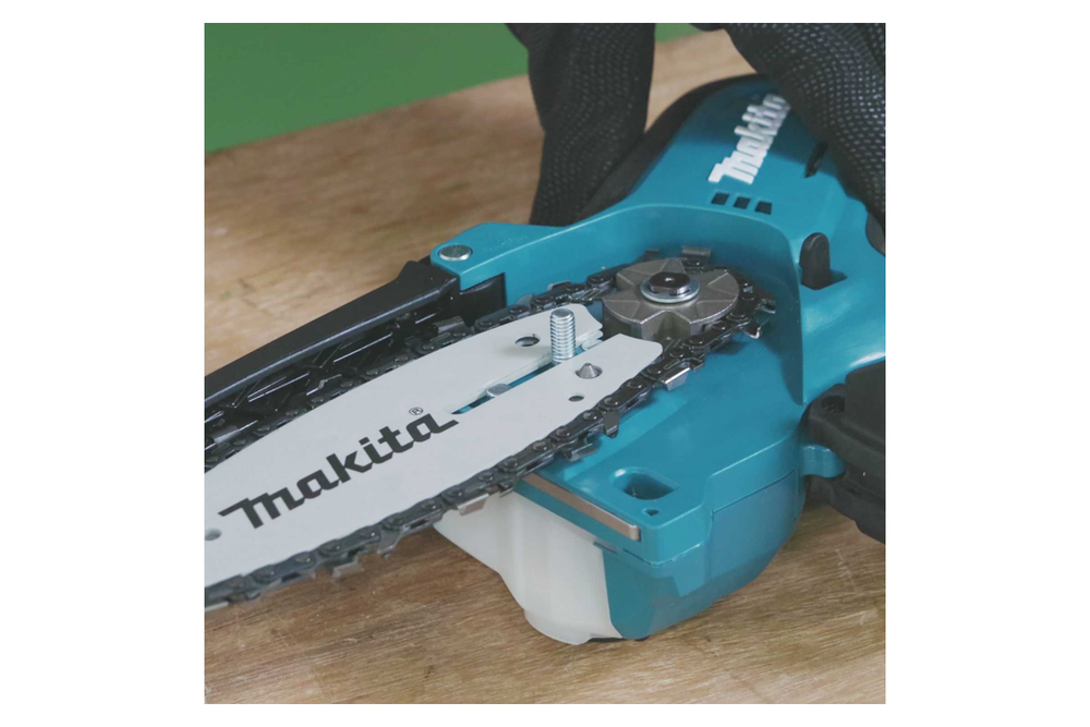 Аккумуляторная цепная пила Makita CXT 12В (BL1021B, DC10WD) UC100DWA