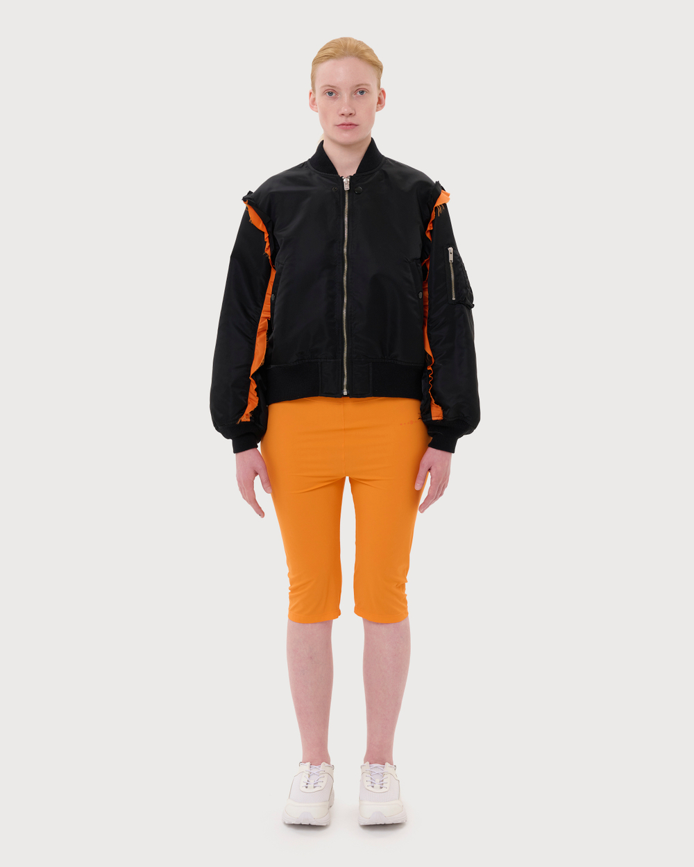 MM6 MAISON MARGIELA ШОРТЫ ОРАНЖЕВЫЕ ОБЛЕГАЮЩИЕ ПО КОЛЕНО