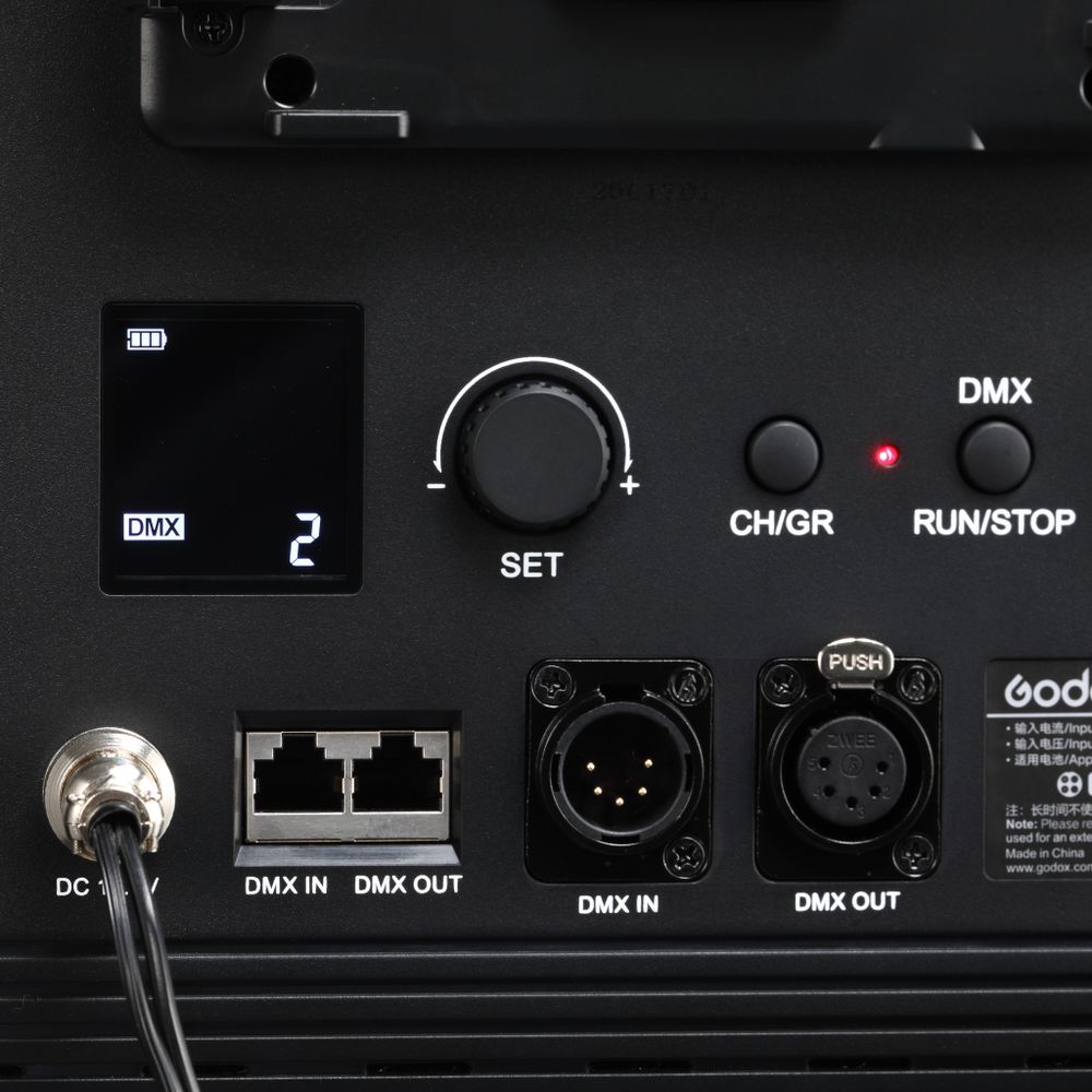 Светодиодный осветитель Godox LED1000D II