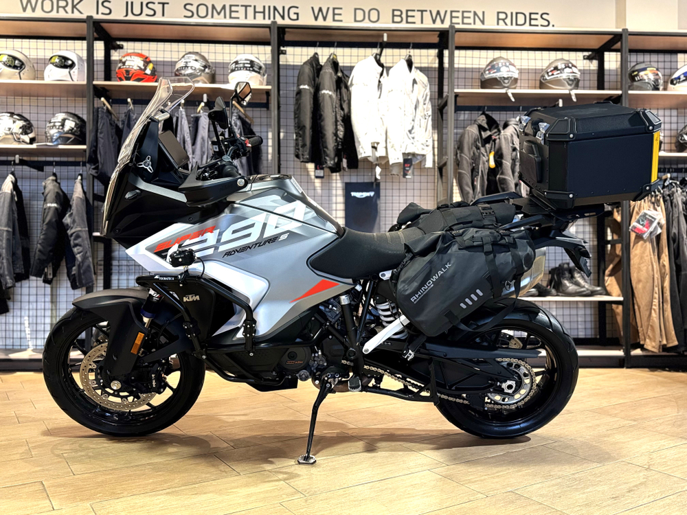 KTM 1290 Super Adventure S, 2023