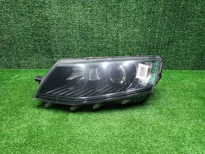 Фара левая Skoda Octavia A7 (2013-2017) ксенон