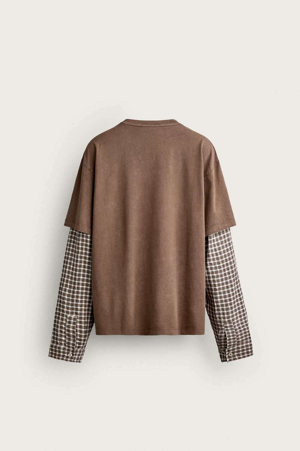 ФУТБОЛКА С РУКАВАМИ С ЭФФЕКТОМ МНОГОСЛОЙНОСТИ В КЛЕТКУ — ZARA