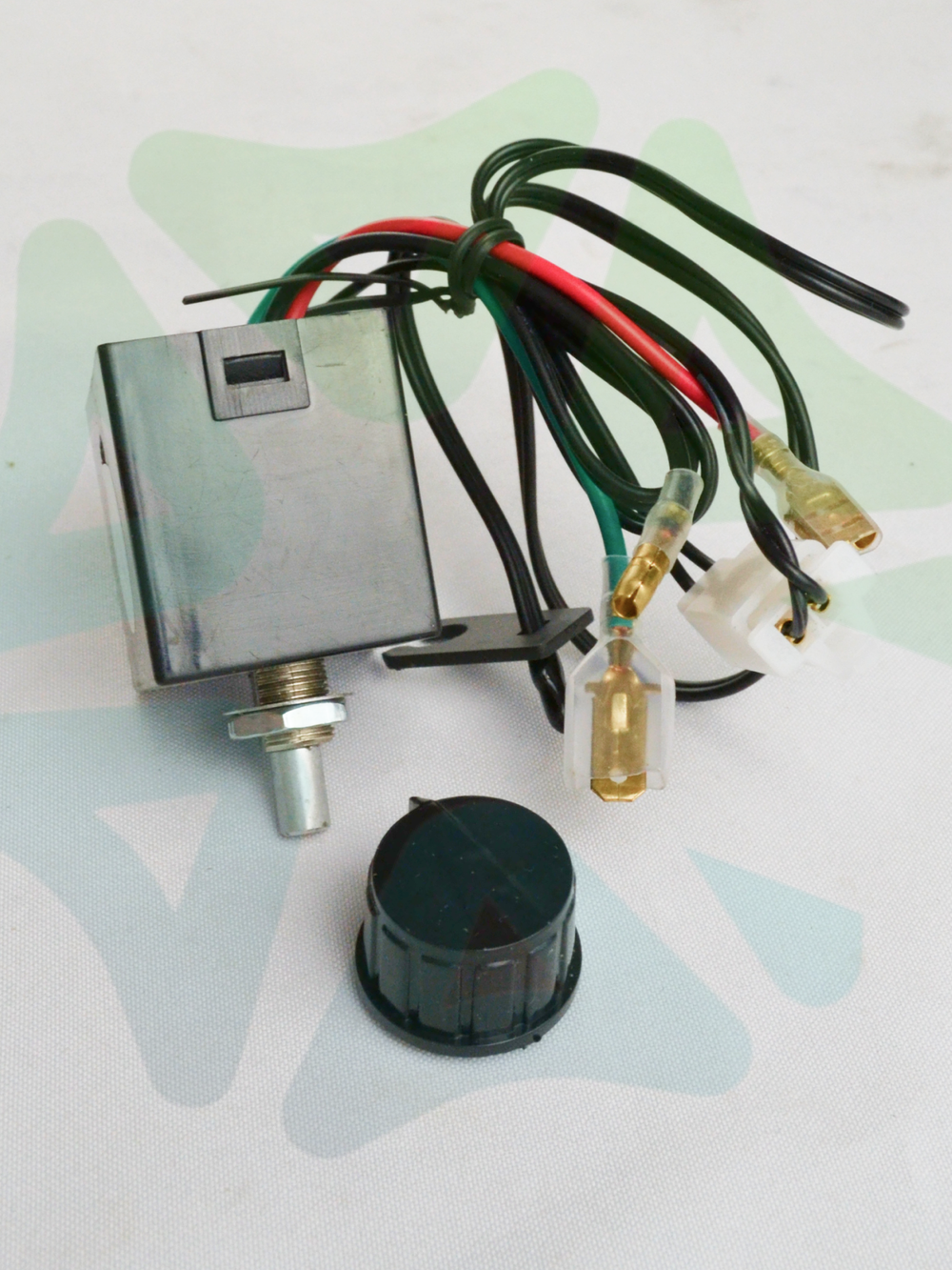 Термостат RC-U0410 электронный 12V для систем охлаждения и кондиционирования