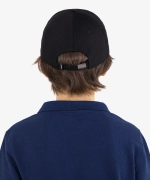 Бейсболка ESSENTIAL Classic Logo Cap, черный