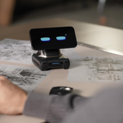 Умный настольный робот-компаньон LOOI Robot с искусственным интеллектом (ChatGPT)