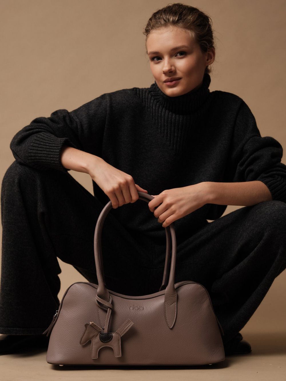 Кожаная сумка Jockey DBR 31168 розово-серый