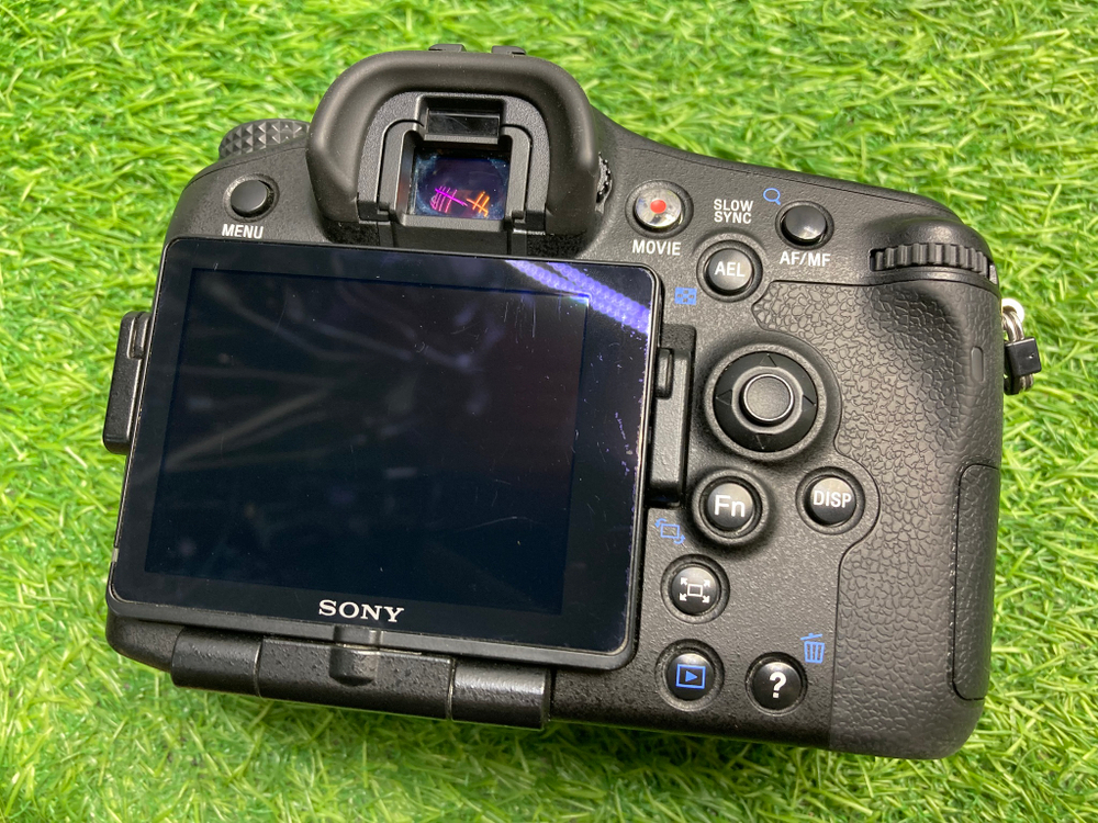 Sony A77 ( 24.000 кадров )