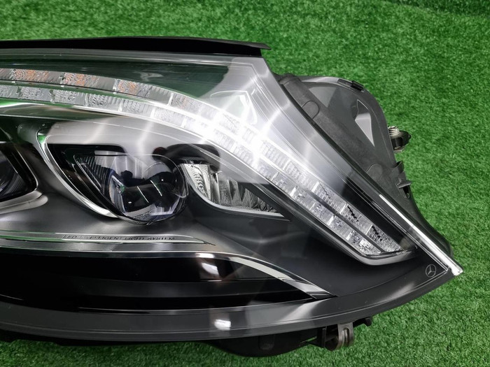 Фара правая Mercedes S W222 (2013-2017) LED