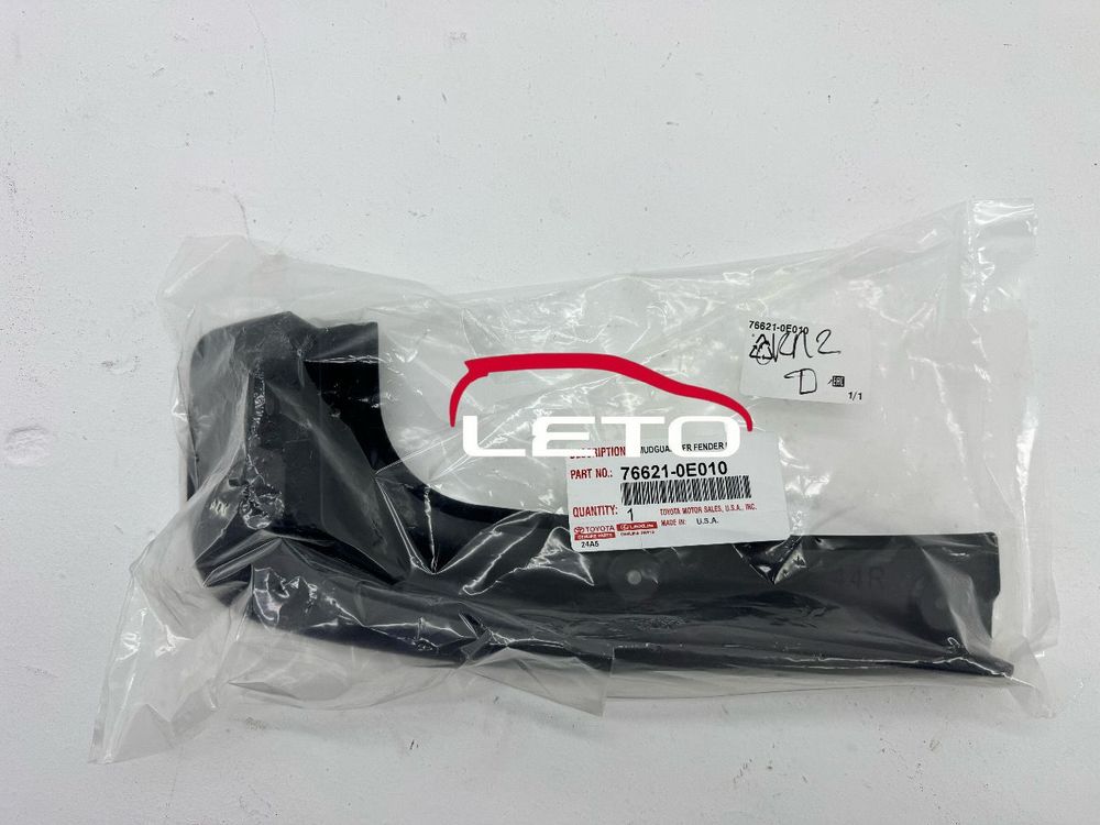 Брызговик передний правый 76621-0E010 766210E010 Брызговик передний правый 76621-0E010 766210E010