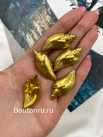 Пуговицы матовое золото Скиап. в форме ракушки
