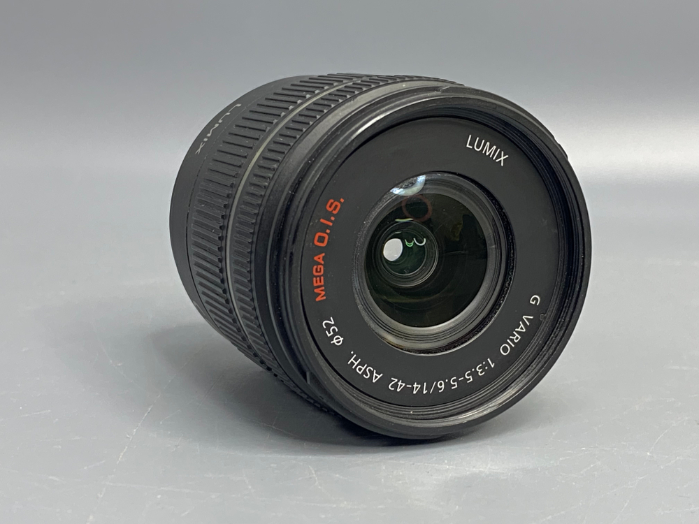 Panasonic Lumix DMC-GF3 Kit 14-42mm G Vario
