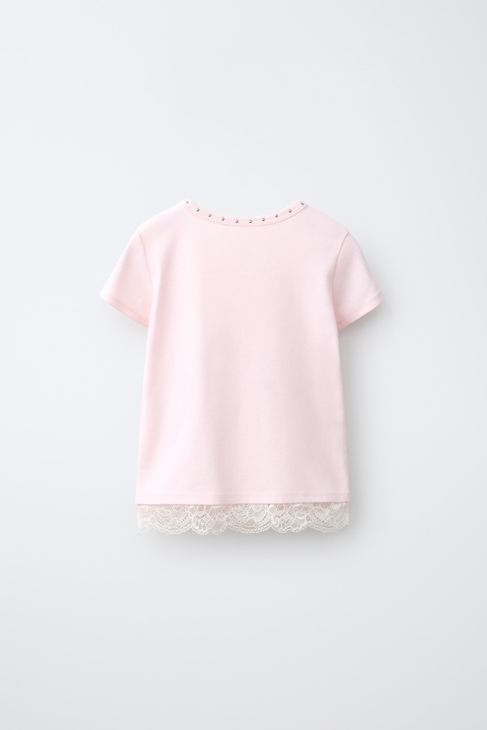 ZARA ФУТБОЛКА С ЗАКЛЕПКАМИ И КРУЖЕВОМ, РОЗОВЫЙ