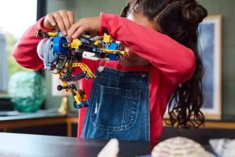 Конструктор LEGO Technic 42201 Глубоководная исследовательская подводная лодка