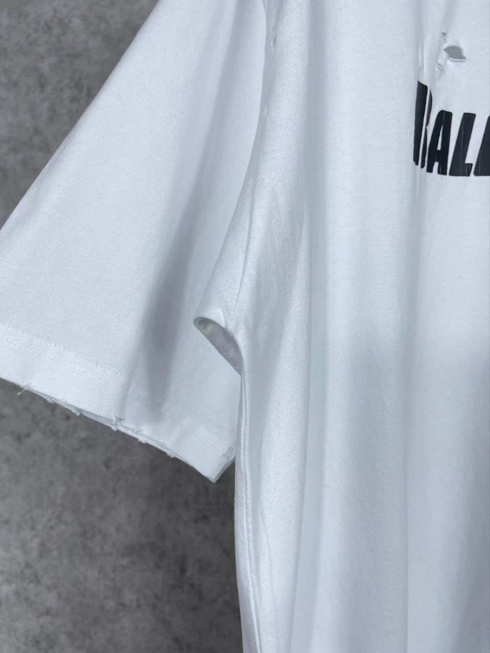 Футболка Balenciaga