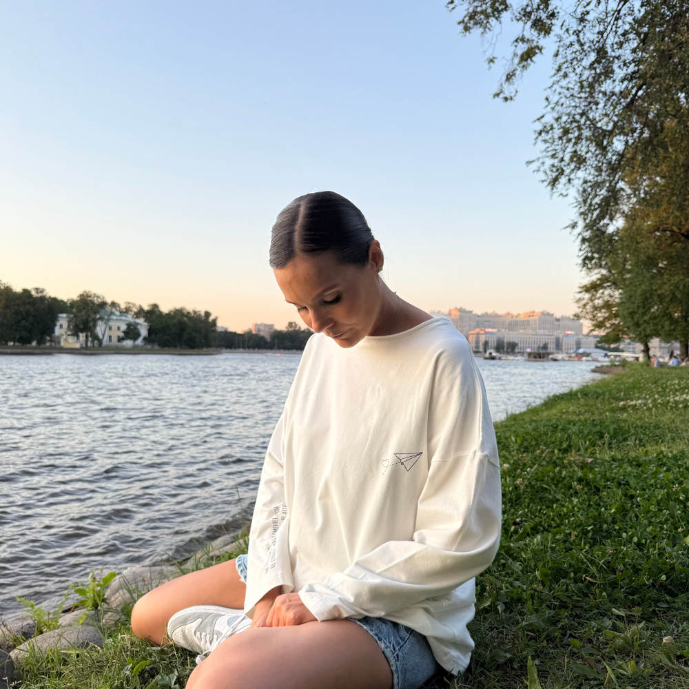 лонгслив в молочном цвете «самолет»
