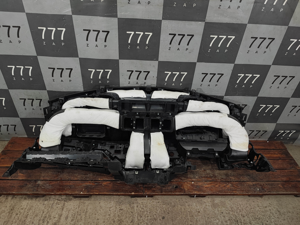 Торпедо Панель приборов Changan CS95 19-нв Б/У Оригинал S4010900116