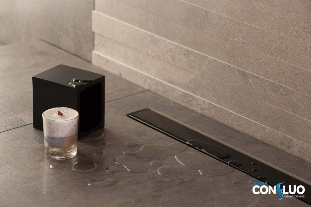 Душевой лоток Pestan Confluo Frameless Line 650 Black Glass