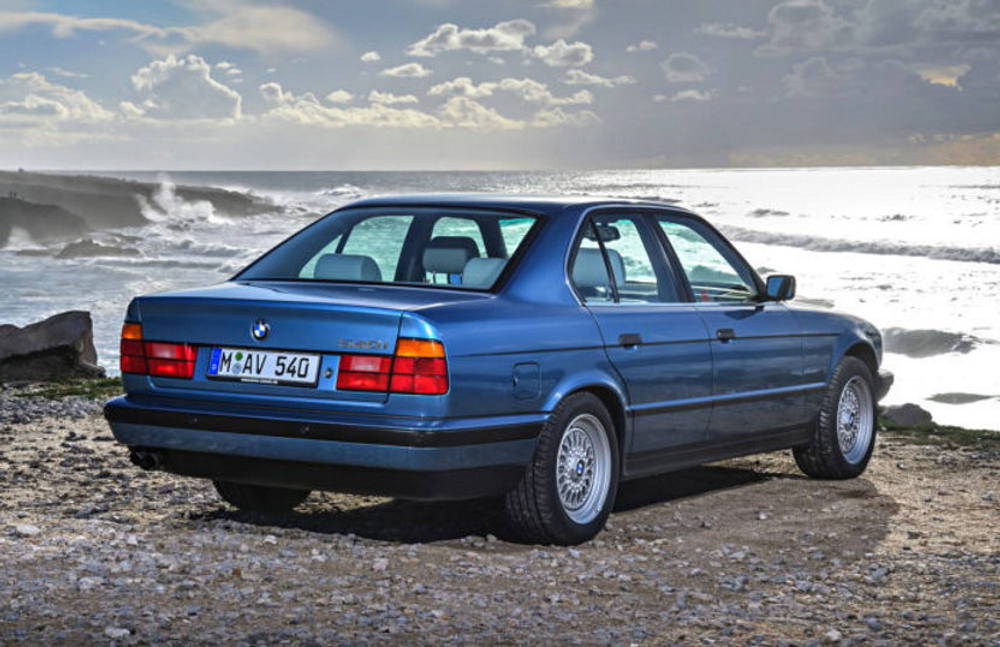 Арка правая BMW 5 E34 1987-1995 (Potrykus) седан, универсал