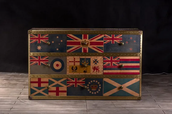 Комод Union Jack Sirius Jet