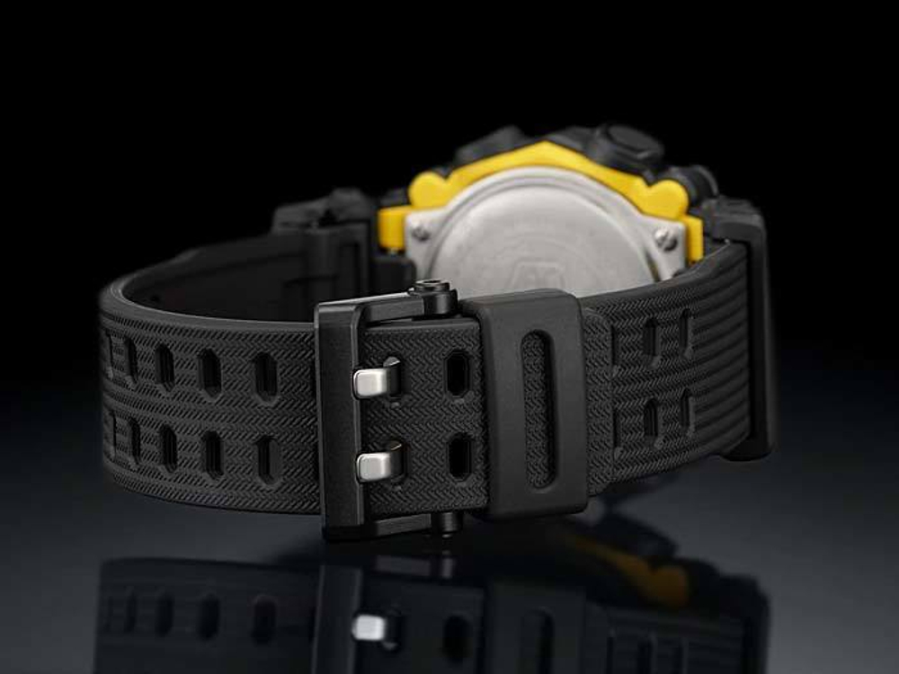 Японские наручные часы Casio G-SHOCK GA-900-1AER