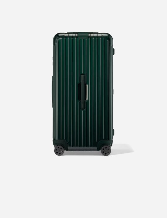 Чемодан Rimowa Essential Trunk Plus 