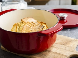 KitchenAid Чугунная кастрюля 22 см 3,3 л красная EAN 4894871009394