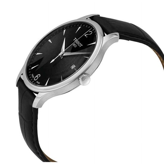 Мужские часы Tissot T063.610.16.057.00 на ремешке вид сбоку