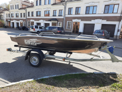 Лодка Гиргис 390 Стандарт