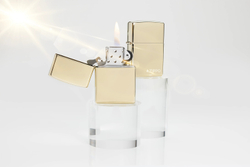Зажигалка ZIPPO Logo с покрытием Champagne, латунь/сталь, золотистая, глянцевая, 38x13x57 мм, шт
