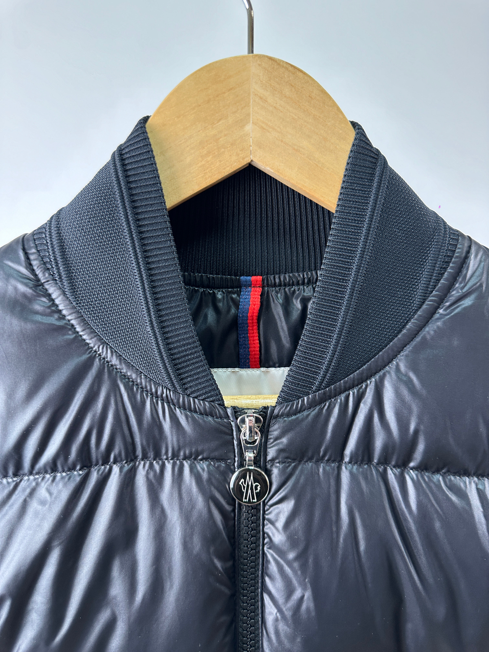 Пуховик Moncler