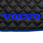 Ковры VOLVO FM до 2008 года (экокожа, черный, синий кант, синяя вышивка)