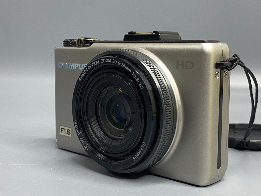 Olympus XZ-1