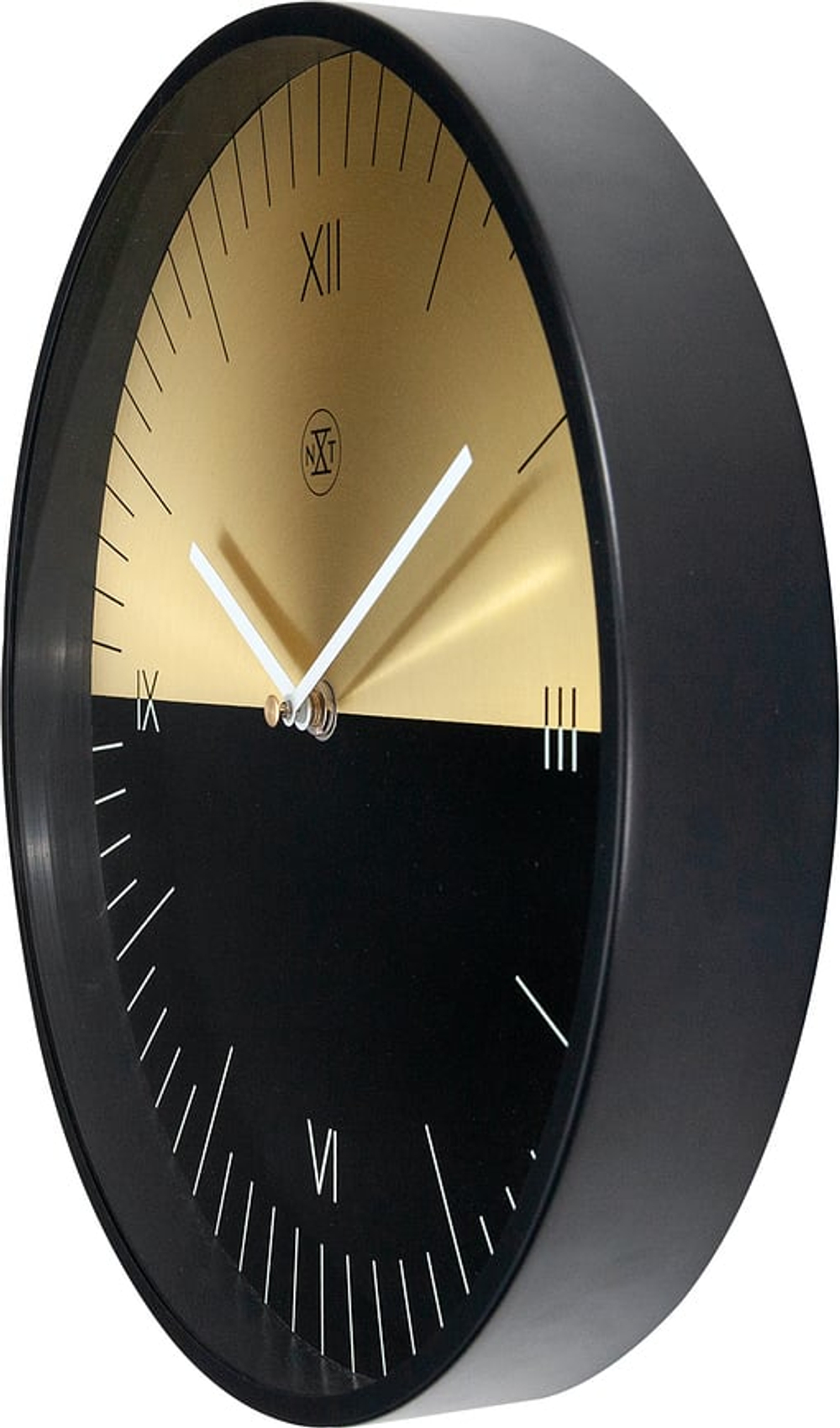 Настенные часы NeXtime Half, пластик, 30 см, чёрные