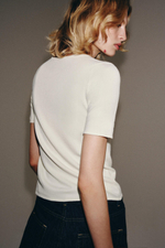 ТРИКОТАЖНЫЙ ТОП С КОРОТКИМИ РУКАВАМИ — ZARA