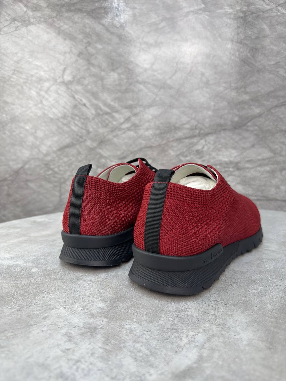 Кроссовки Kiton
