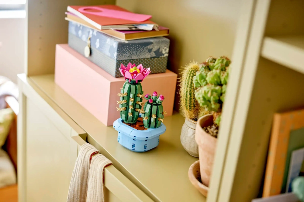Конструктор LEGO Botanical Collection 11509 Flowering Cactus