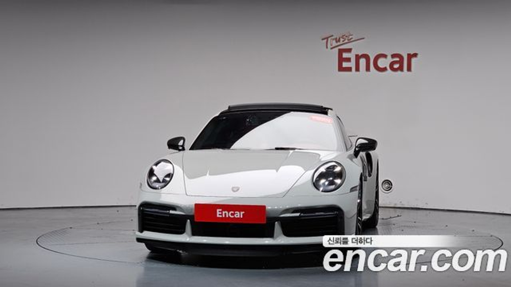 Porsche 911 Turbo S — 2022