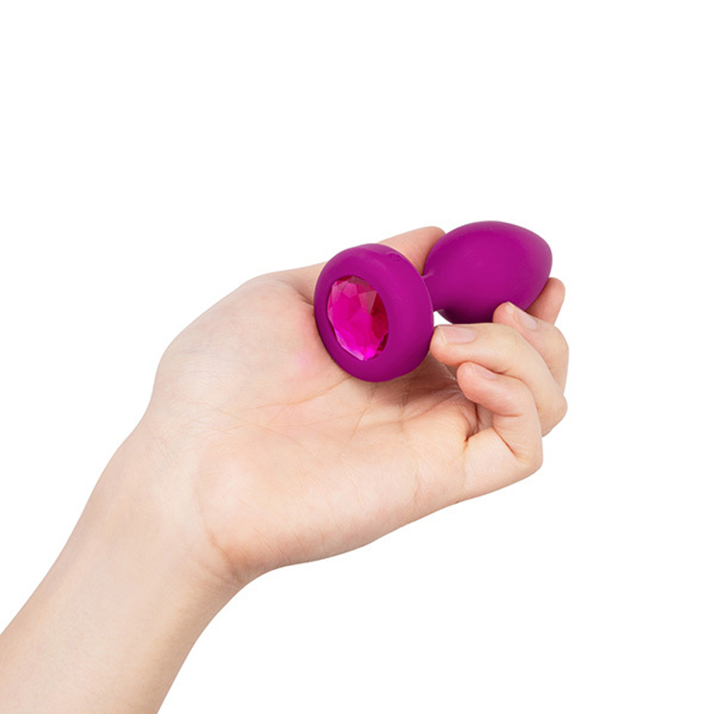 Вибрирующая втулка цвета фуксии b-Vibe Vibrating Jewel Plug S/M BV-030-FUC