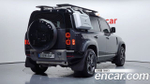 Land Rover Defender 110 P300 X-Dynamic SE — 2025