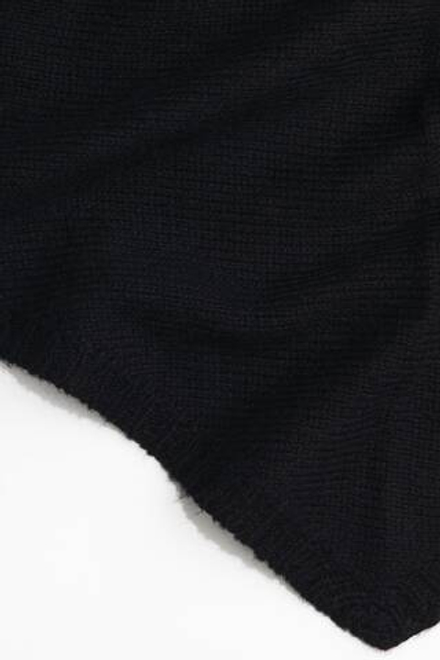 H&M Тонкий вязаный треугольный шарф, черный