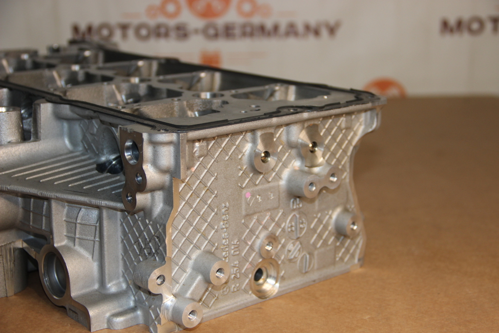 Головка блока цилиндров Mercedes-Benz M254.915 A2540102500