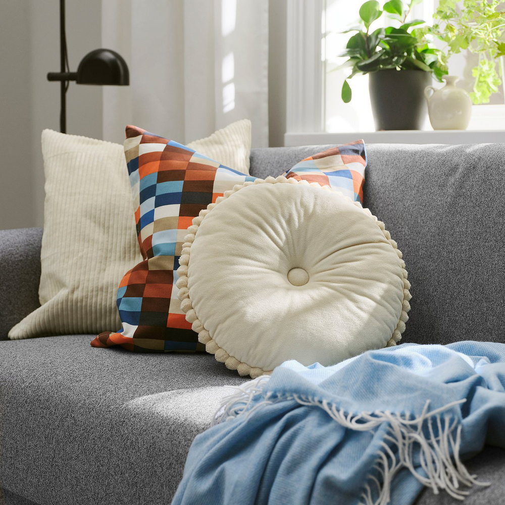 IKEA SYRENBUSKE  (ИКЕА СИРЕНБУСКЕ)  -  Подушка декоративная - светло-бежевая 36 см